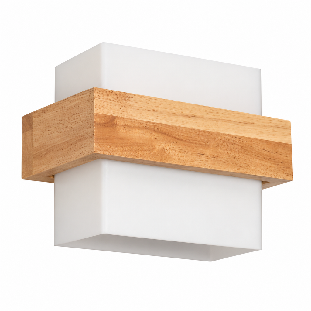 Applique murale en bois NAGI, vue de face sur fond uni