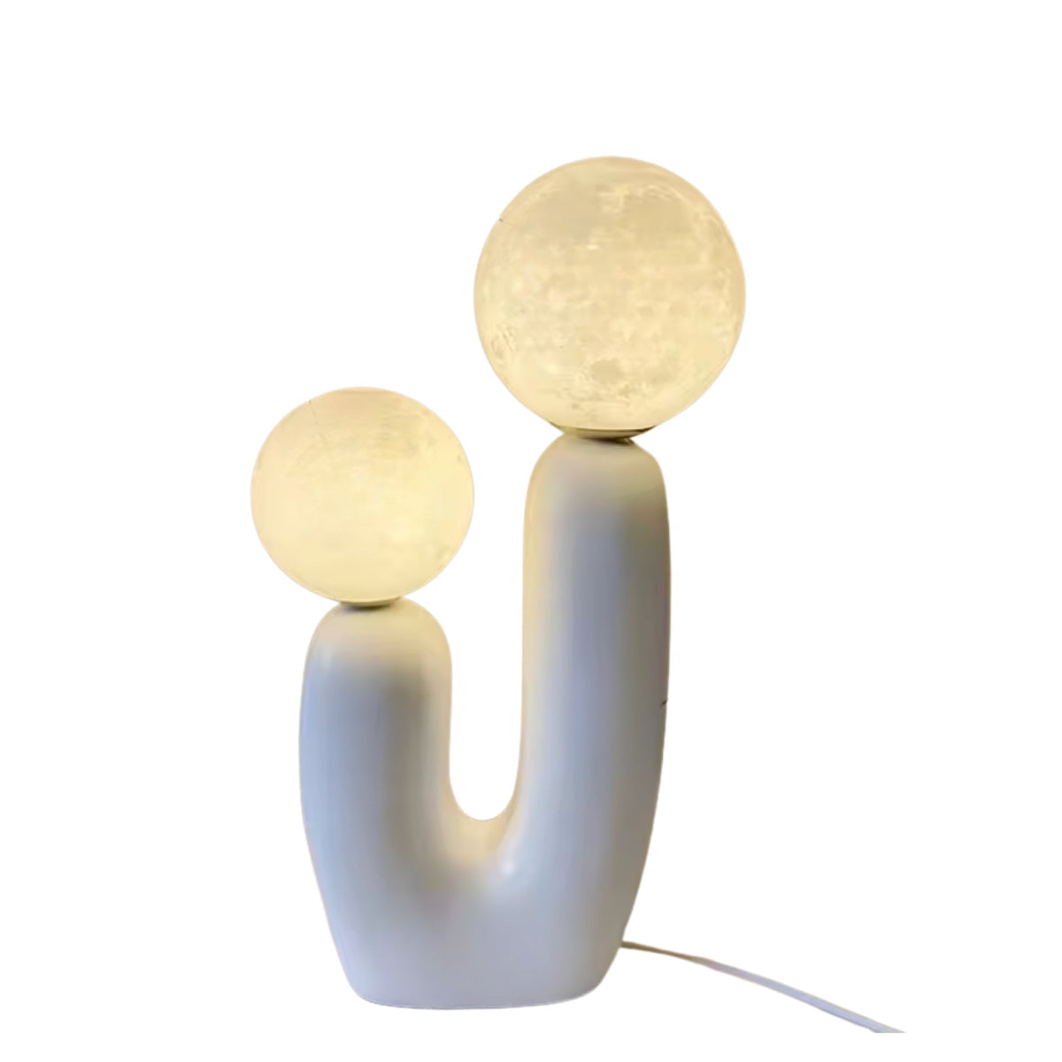 Lampe de chevet lune SÉLÈNE, vue de face sur fond uni